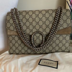 Gucci Dionysus GG Supreme Med Canvas Shoulder Bag